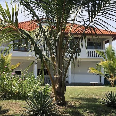 Ypsylon Resort Ostkueste Nilaveli Εξωτερικό φωτογραφία